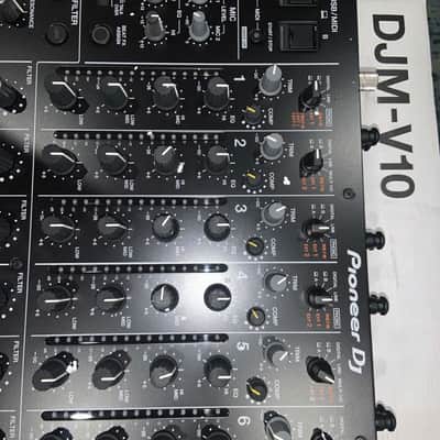 Pioneer DJM V10 image 2
