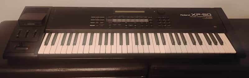 Roland XP-50 61-Key 64-Voice Music Workstation Keyboard 1995 - 1998 - Black image 1
