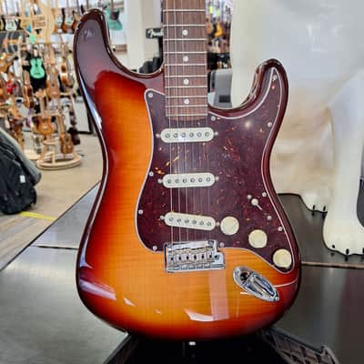 Fender 70th Anniversary American Professional II Stratocaster 2024 - Comet Burst 7.7 pounds image 2