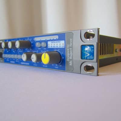 Neve / AMEK DMCL Pure Path Dual Mic Pre Compressor / Limiter designed by Mr. Rupert Neve image 4