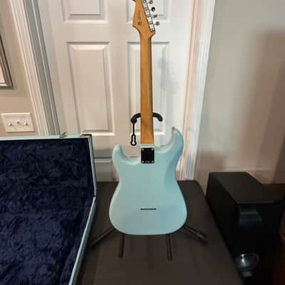 Fender Noventa Stratocaster 2021 - 2023 Daphne Blue image 2