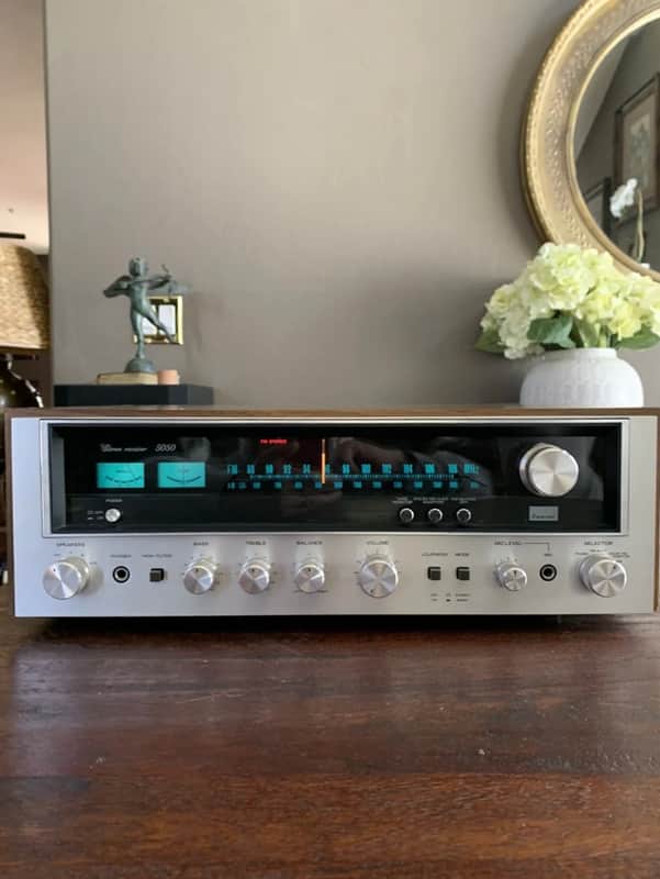 Sansui 5050 - Silver with wood siding image 1