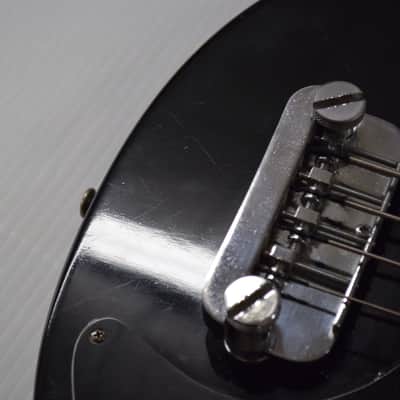 Guild B-301F Fretless Bass 1977 - Black image 13