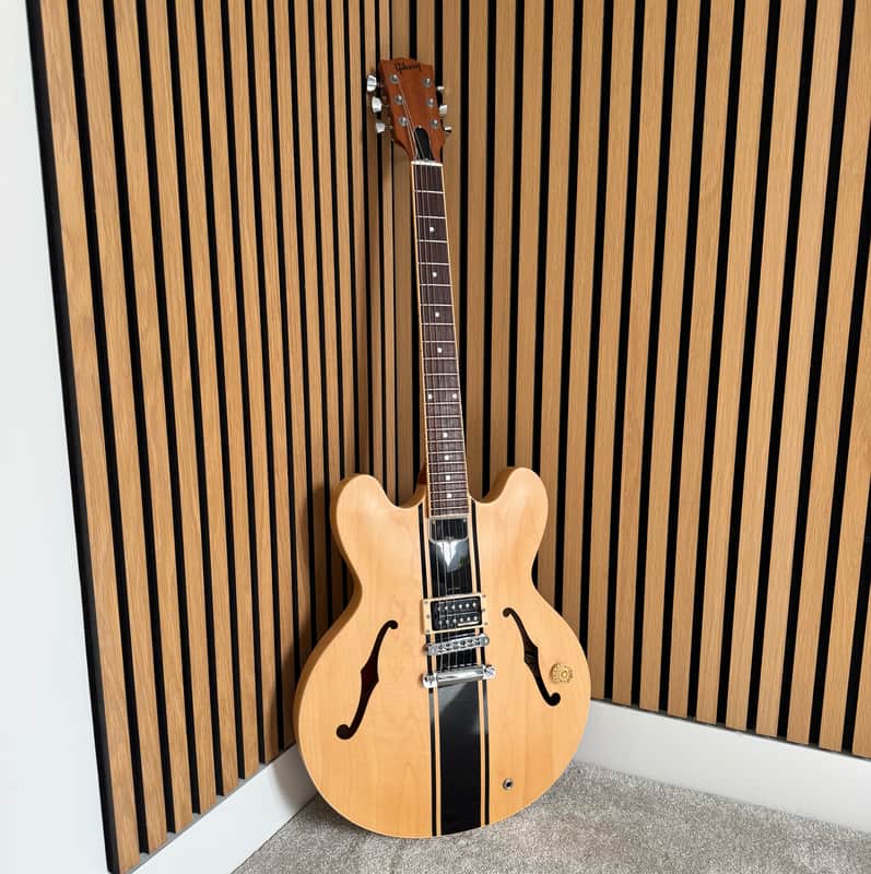 Gibson Tom DeLonge Signature ES-333 | Natural with Stripe image 1