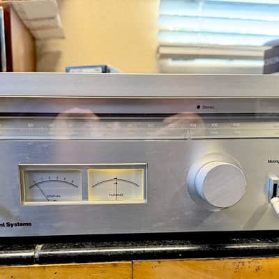 Vintage MCS Modular Component Systems Model 3701 FM/AM Stereo Tuner; Tested image 1