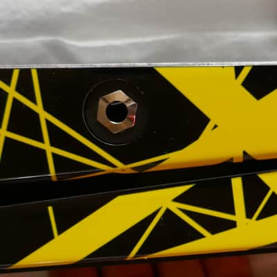 Dunlop EVH95 Eddie Van Halen Signature Cry Baby Wah 2010 - Present - Yellow / Black WITH Sealed SPARE INDUCTOR image 2