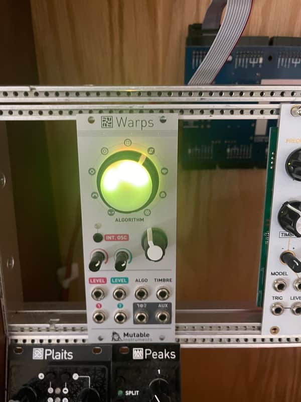 Mutable Instruments Warps
