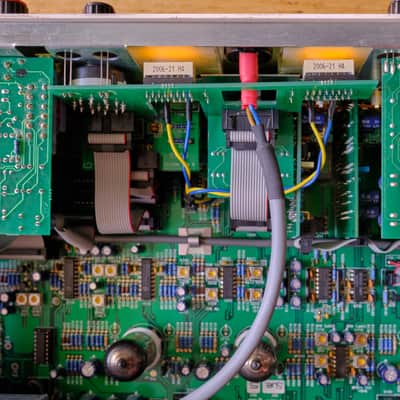 TL Audio 5052 Ivory 2 Series Stereo Valve Processor 2003 image 12