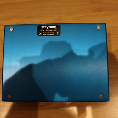 Strymon Mobius 2012 - Present - Blue image 2