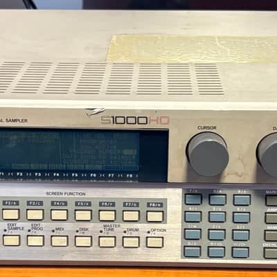 Akai S1000HD Midi Stereo Digital Sampler viele Optionen