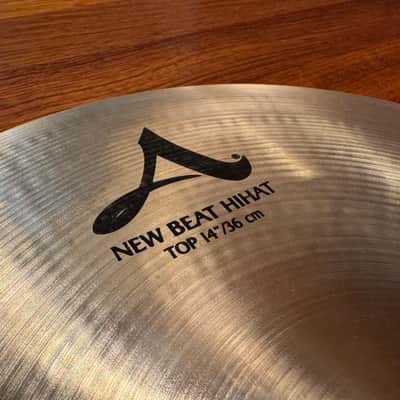 Zildjian 14" A Series New Beat Hi-Hat Cymbals (Pair) 2013 - Present - Traditional image 4