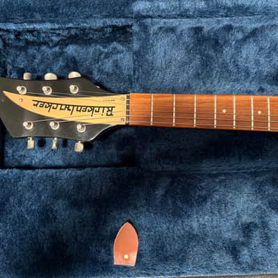 Rickenbacker 325V59 1985 - 1995 - Jetglo image 3