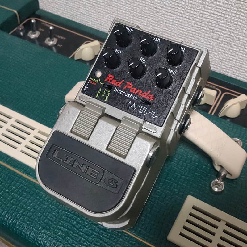 2010s Red Panda bitcrusher Black