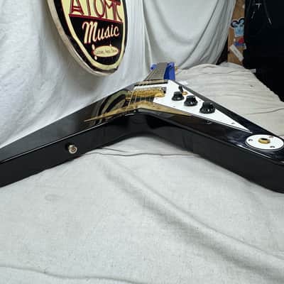 Epiphone '58 1958 Korina Flying V Guitar 2004 - Black image 17
