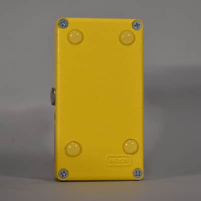 MXR M104 Distortion + Reissue Effects Pedal Yellow image 3