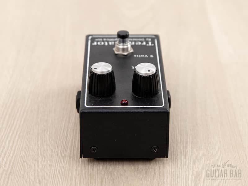 Demeter Amplification Tremulator Optical Tremolo Guitar Effects