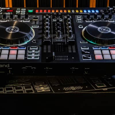 Roland DJ-505 DJ Controller 2010s - Black imagen 2
