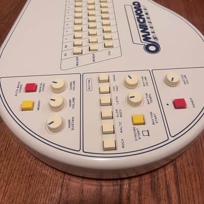 Suzuki OM-27 Omnichord 1981 - Ivory image 2