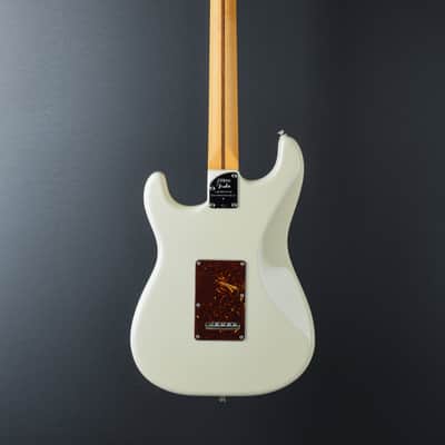 Fender American Professional II Stratocaster HSS - Olympic White w/Rosewood image 4