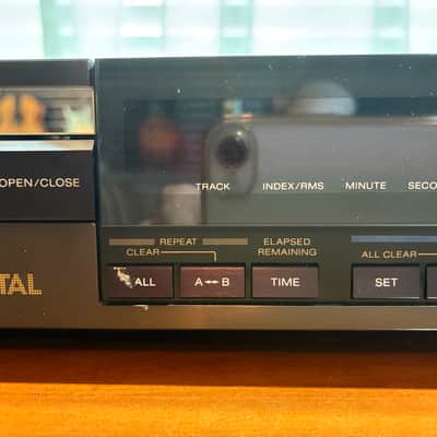 Sony Cdp-302es CD Player. Elevated Series. With REMOTE! See Video. image 3