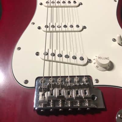 Fender Highway One Stratocaster with Rosewood Fretboard 2007 Midnight Wine Transparent image 1