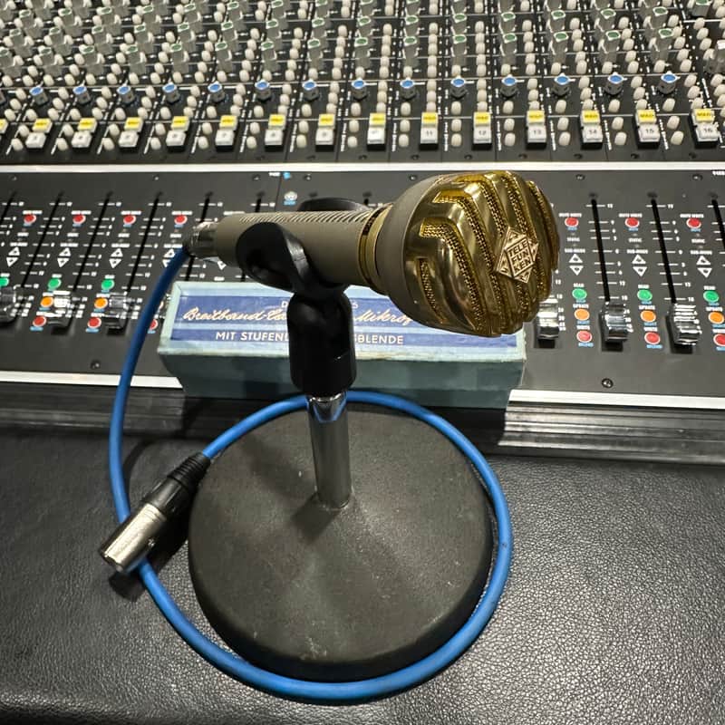 AKG/Telefunken D 19 B Cardioid Dynamic Microphone 1960s - Gold/Gray image 1