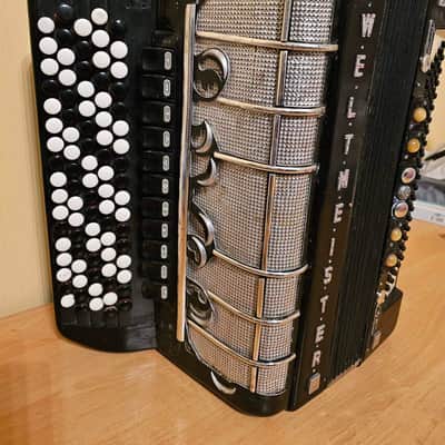 Weltmeister Button Accordion 5 Row 120 Bass Made in Germany Buttons Straps Vintage Rare image 2