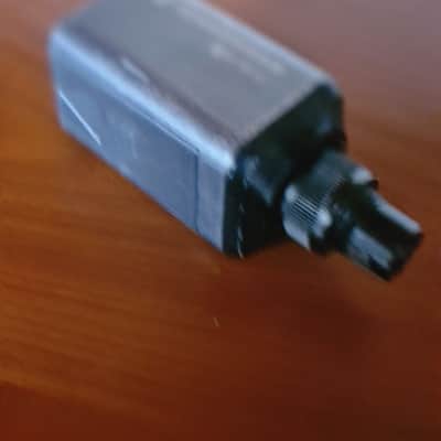 Sennheiser Sennheiser SKP 100 Plug-On Transmitter UHF XLR mit Display 823–865 MHz image 4