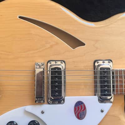 Rickenbacker 360/12 Bild 3