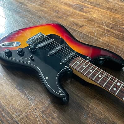 1982 Tokai Silver Star SS-38 Stratocaster Electric Guitar Sunburst MIJ Japan image 6