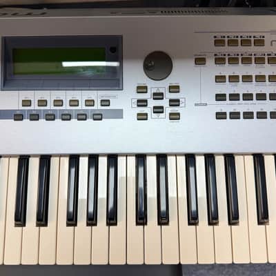 Yamaha MOTIF-ES7 76 Key Professional Music Workstation Synthesizer - Pre Owned *Pickup Only* image 5