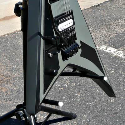 Jackson Rhoads JS32L Left Handed Electric Guitar in Original Box, Packaging, Hang Tags, Owners Manuals and Tremolo Tools - PV MUSIC Guitar Shop Inspected, Setup + Tested - Mint Condition image 12