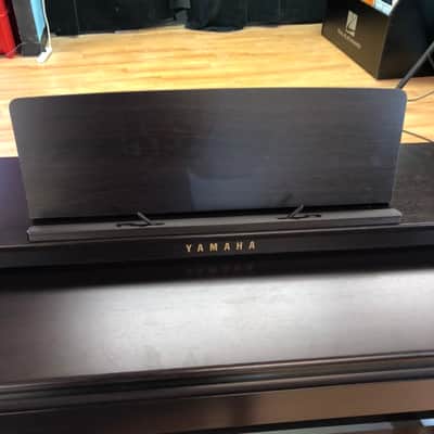 Yamaha CLP-625 Digital Piano image 4