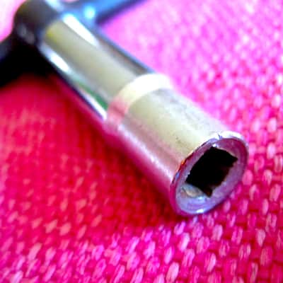 DW Hi-Torque Drum Key - USED image 2
