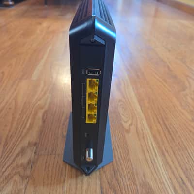 Netgear NIGHTHAWK AC1900 2020s - Black image 4
