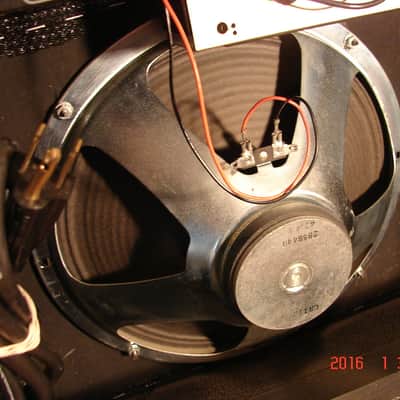Crate CR112 Combo Guitar Amplifier image 12