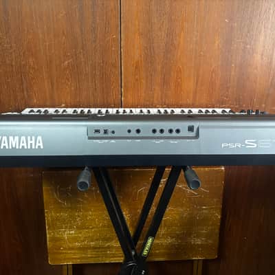 Yamaha PSR-S670 61-key Arranger Workstation w/ bag image 9