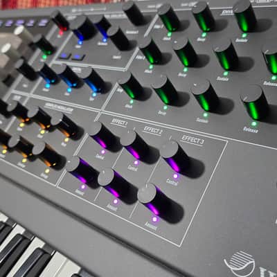 Waldorf Quantum 61-Key Hybrid Synthesizer 2017 - Present - Black image 6
