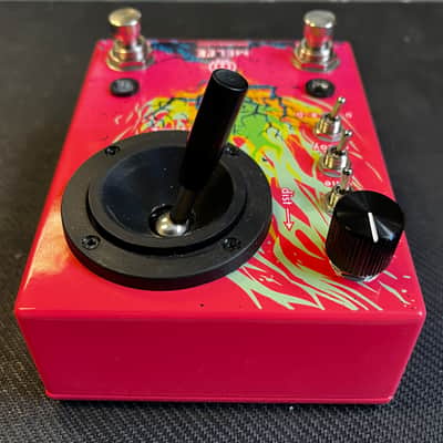 Walrus Audio Melee: Wall of Noise Reverb Distortion Pedal image 4