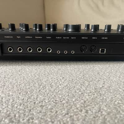Modal Electronics Argon8X 8 Voice 61-Key Wavetable Synthesizer 2020 - Grey image 8