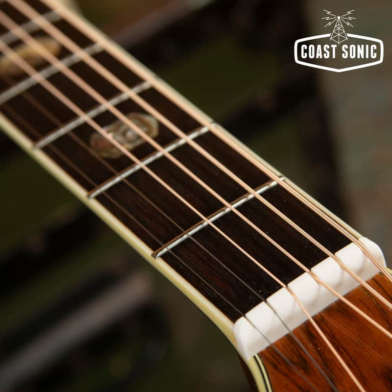 MORRIS 　SPECIAL 　TF - 50 1990s Morris TF-50 (D-45 style) Dreadnought Acoustic, Spruce