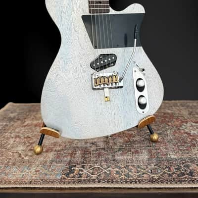 Tao Guitars T-Bucket. 2021 - Korina w/ 25.5" scale lentgh and hiddenn neck Pickup.) NEW, Authorized Dealer) image 4