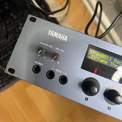 Yamaha A3000 Version 2 Sampler | FX Processor