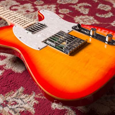 Michael Kelly 53DB - Cherry Sunburst #N07211014 Second Hand image 6