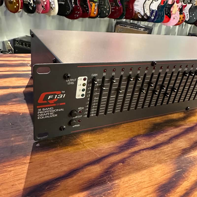 Peavey QF-131 Graphic Equalizer image 1