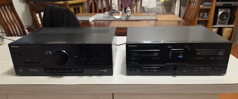 VINTAGE TECHNICS INTEGRATED AMPLIFIER/DOUBLE CASSETTE DECK COMPONENTS/JAPAN