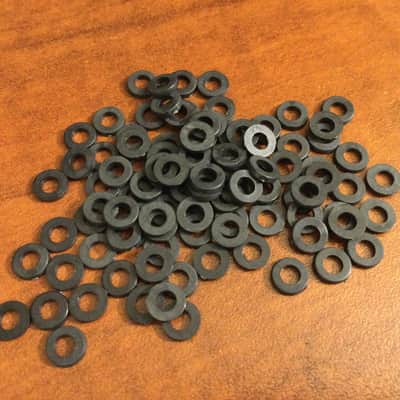 M2.5 Nylon Washers - Pack of 100 - Black - Midiverse Modular image 1