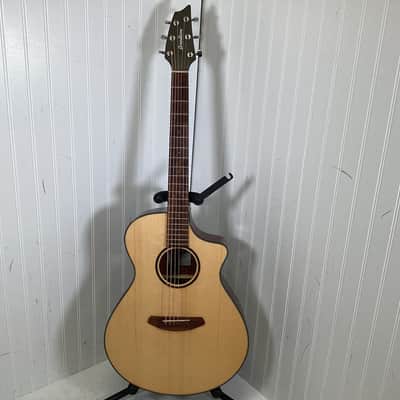 Breedlove DISCOVERY S CONCERT CE Solid Top Acoustic Guitar image 2