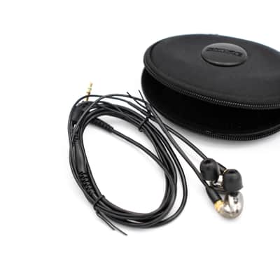 Shure SE425 Sound Isolating Earphones image 2