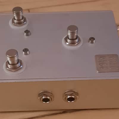 Road Rage Pro Gear 2 Way Stereo Switch Effects Loop Stomp Box image 3